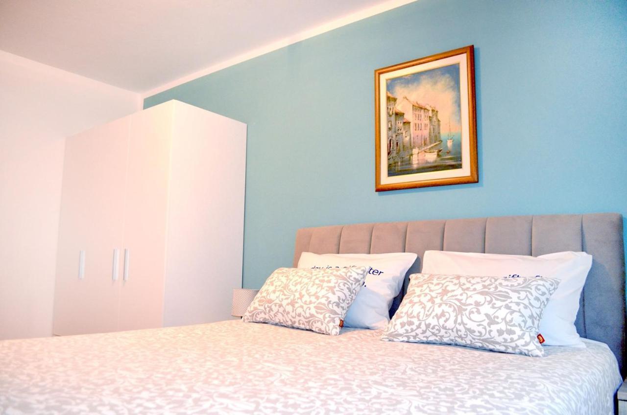 Apartments Krajacic Малинска Екстериор снимка